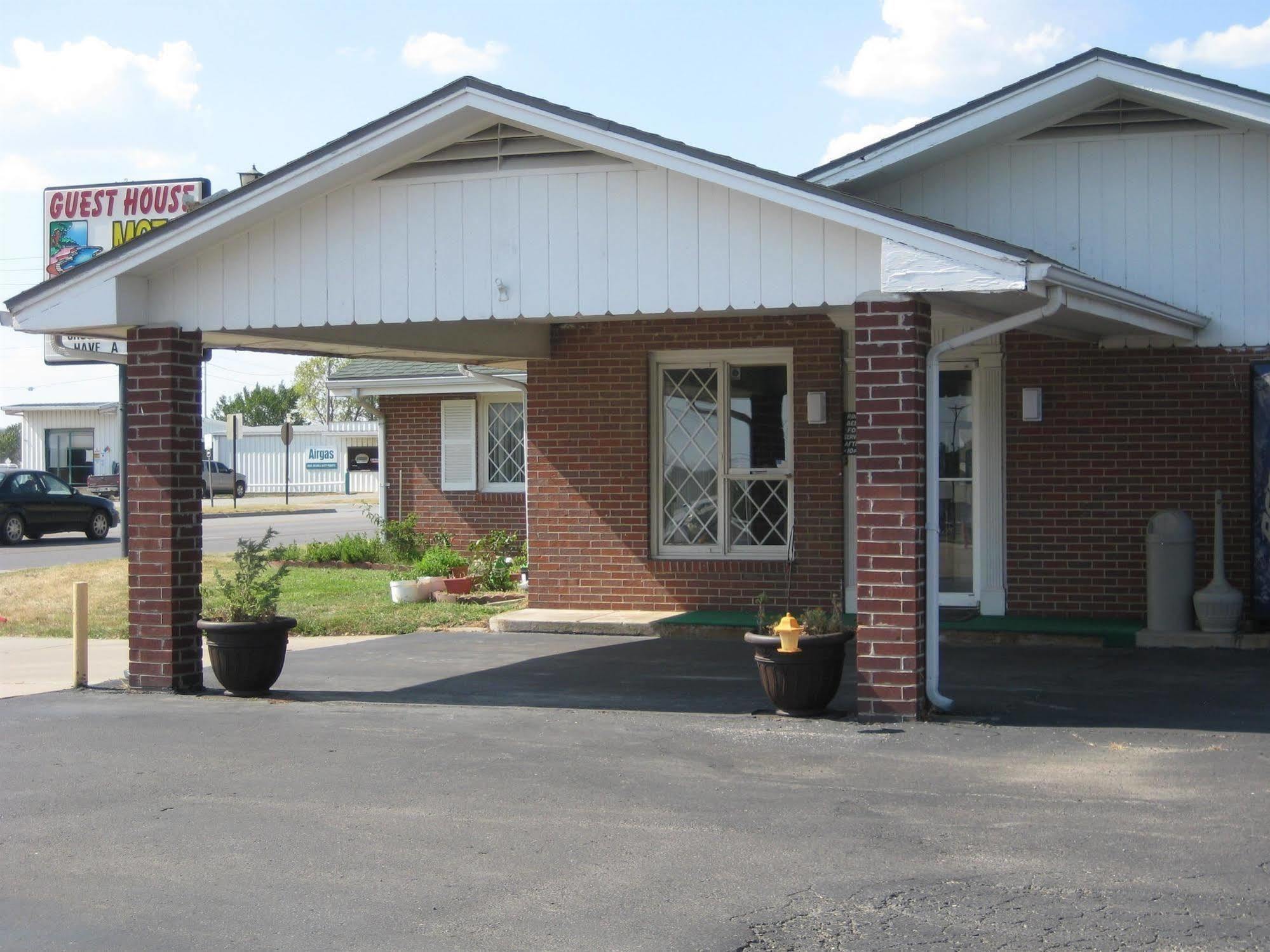 Guest House Motel Chanute Zewnętrze zdjęcie